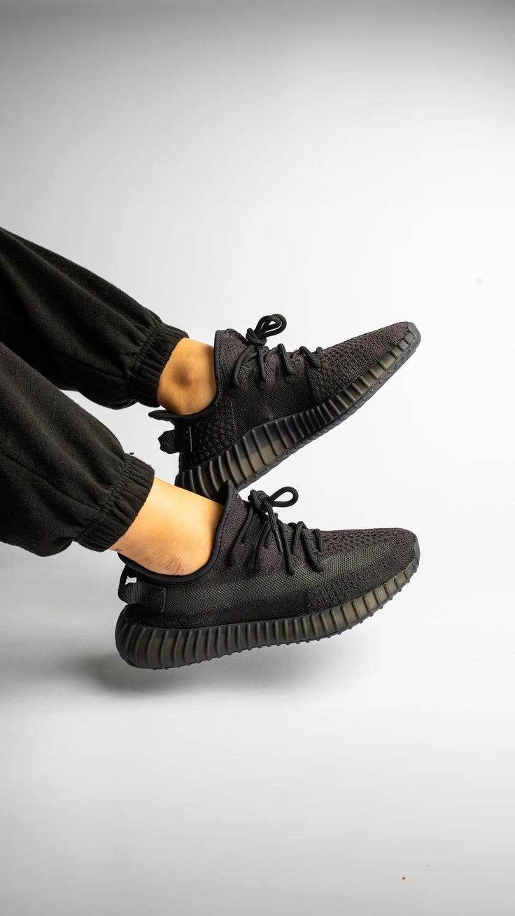 Zapatillas Adidas Yeezy Boost 350 Onyx Streetwear