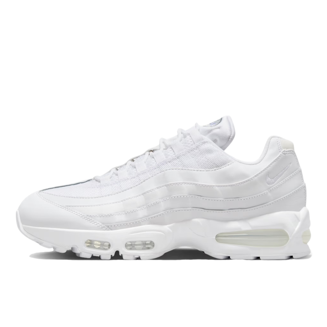 Zapatillas M95 Triple White Streetwear