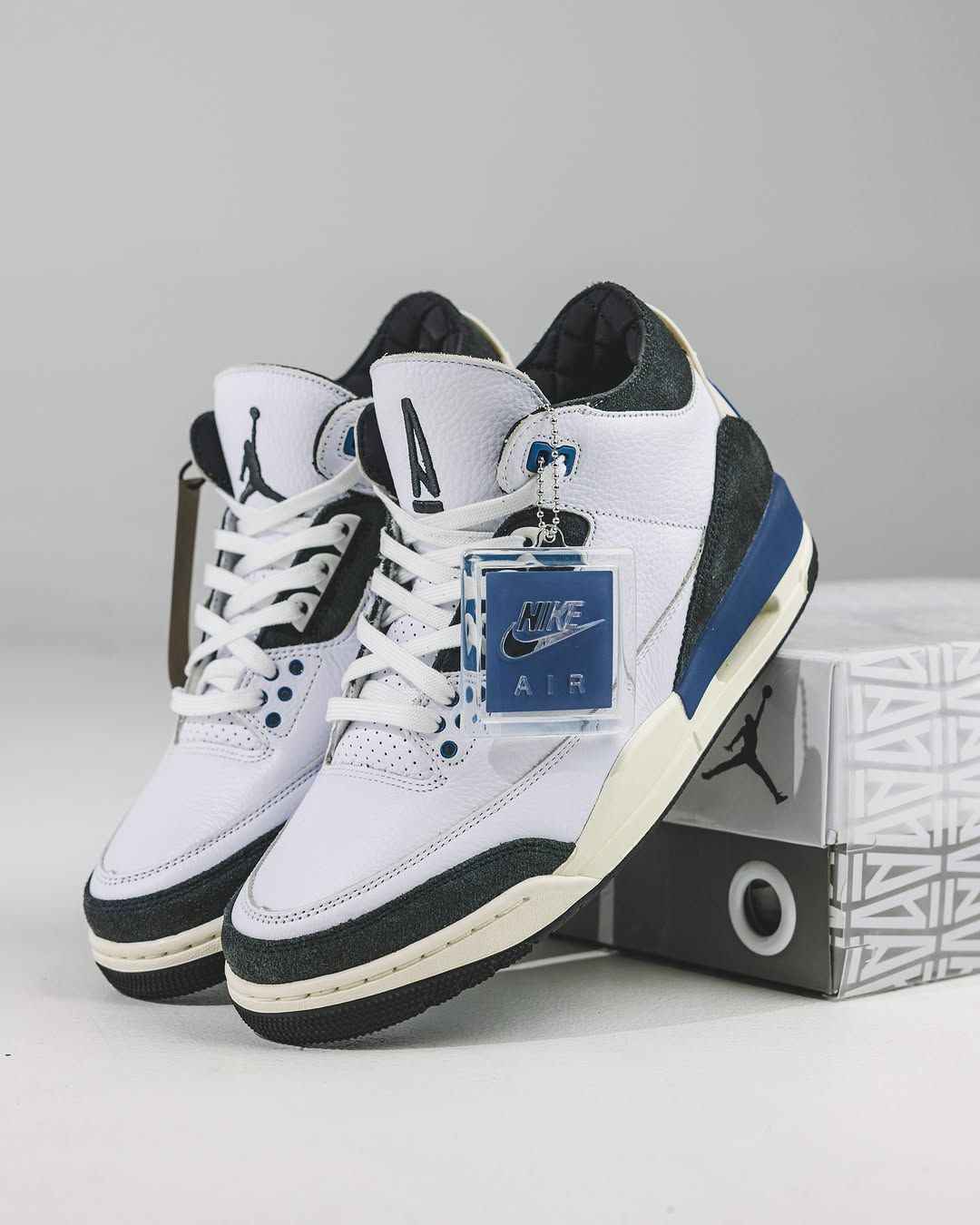 Zapatillas A Ma Maniére x Air Jordan 3 Diffused Blue Streetwear