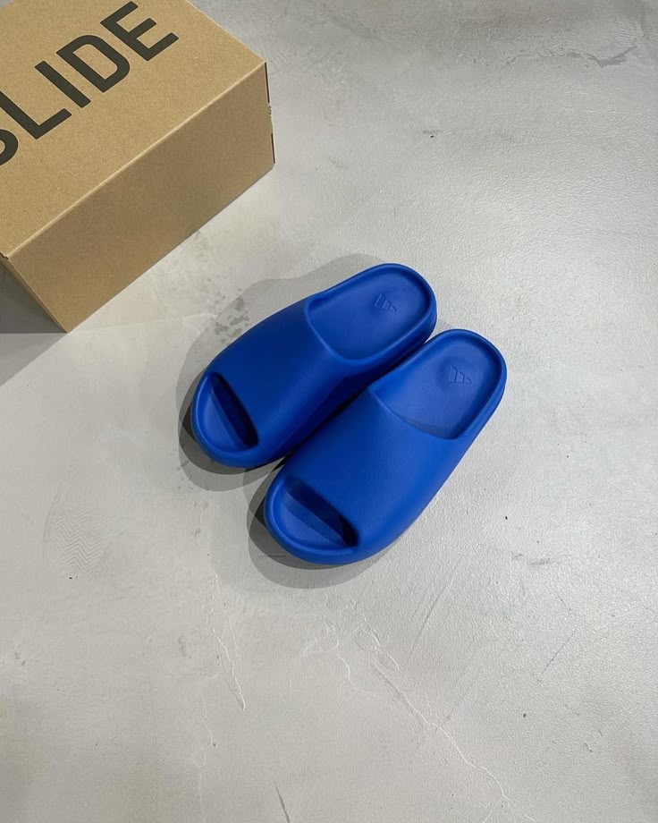 Chanclas Adidas Yeezy Slide Azure Streetwear