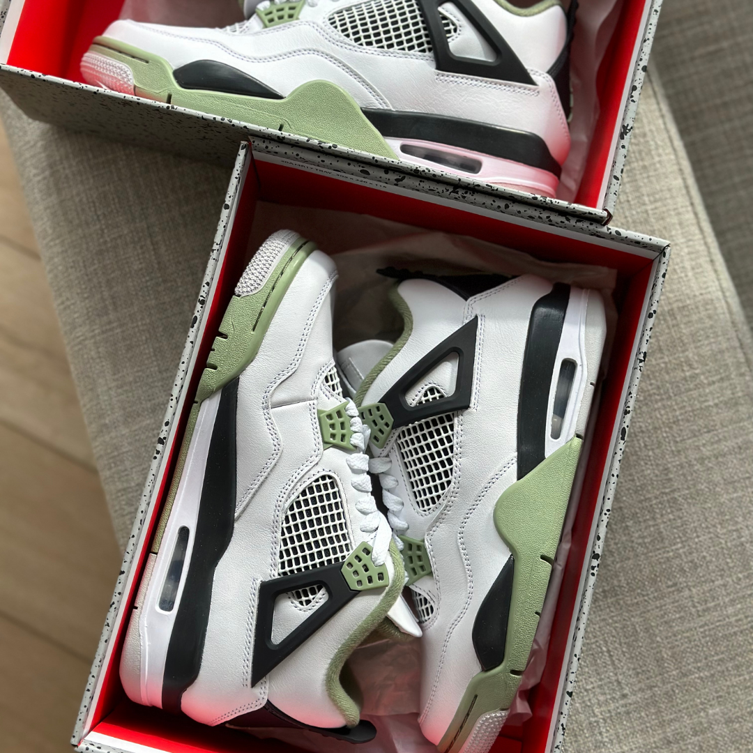 Zapatillas Nike Air Jordan 4 Seafoam Streetwear