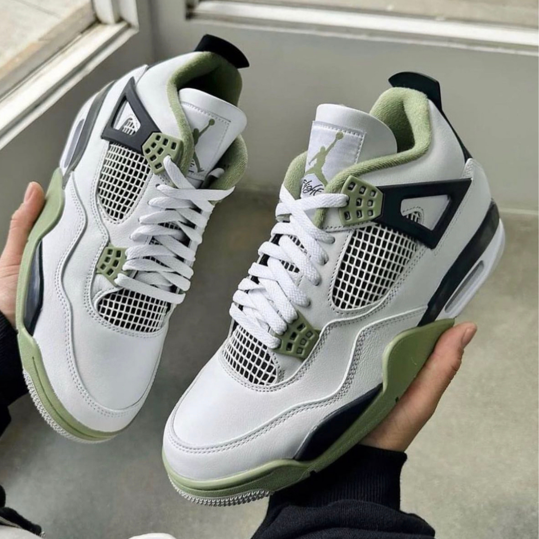 Zapatillas Nike Air Jordan 4 Seafoam Streetwear