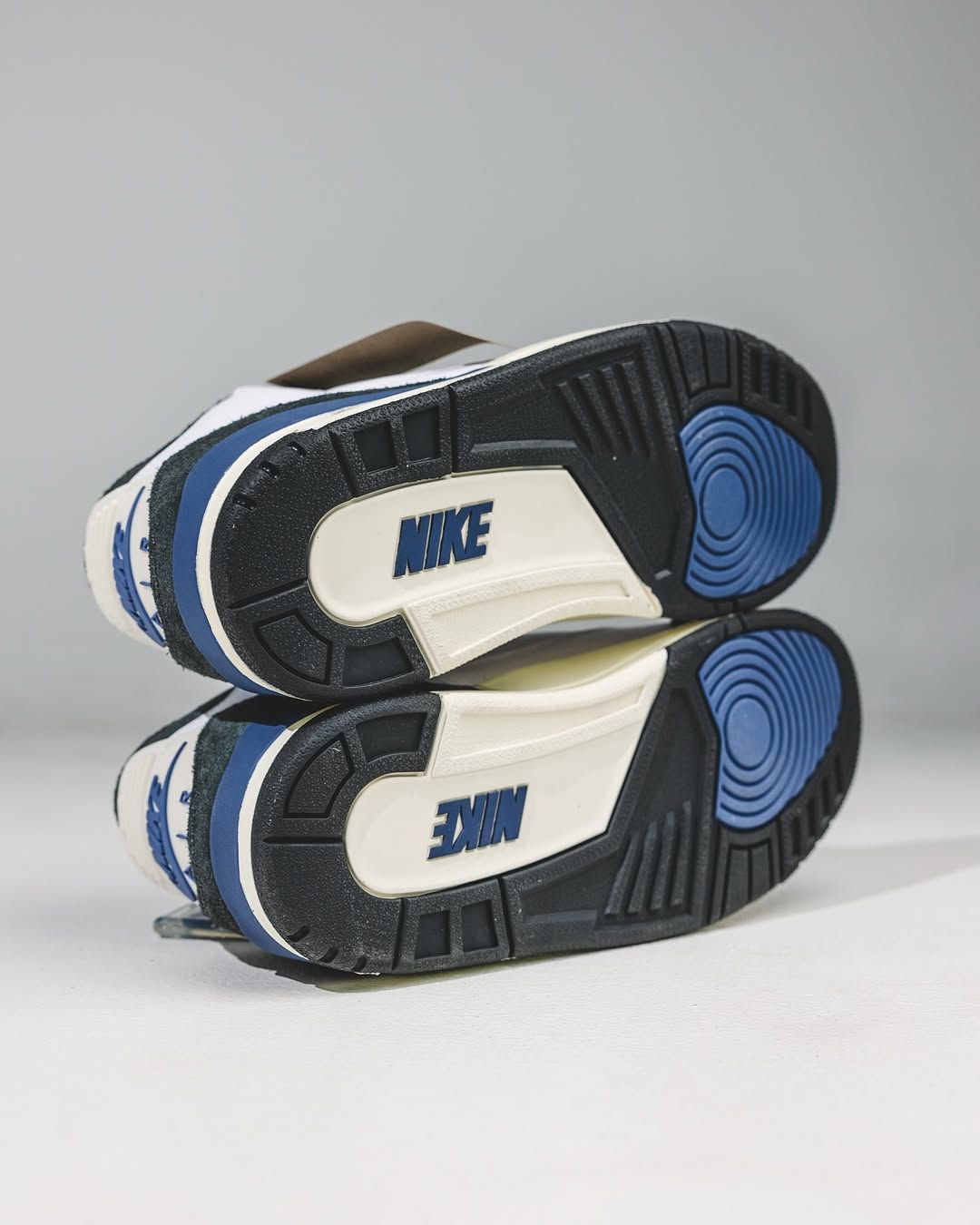 Zapatillas A Ma Maniére x Air Jordan 3 Diffused Blue Streetwear