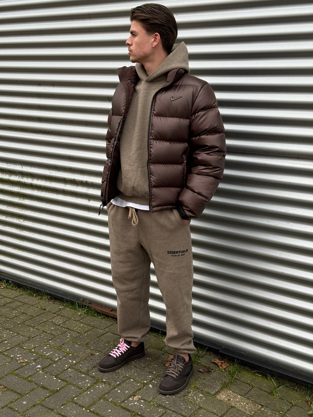 Conjunto Fear of God Essentials FW24 Heather Grey Streetwear