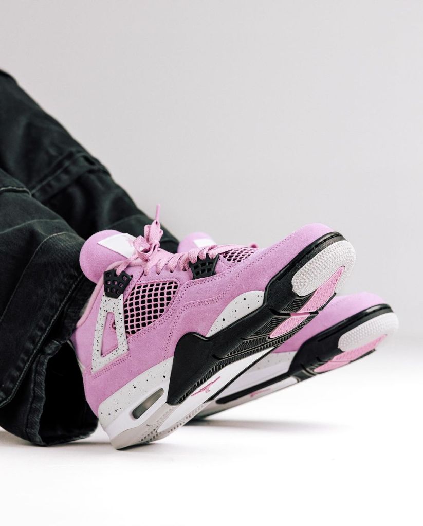 Zapatillas Air Jordan 4 Orchid Streetwear