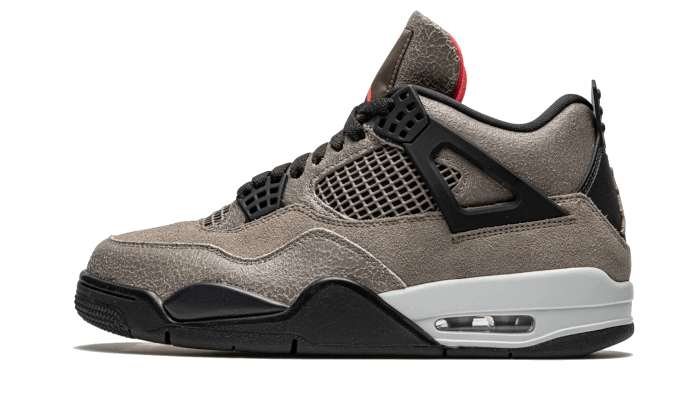 Zapatillas Air Jordan 4 Taupe Haze Streetwear