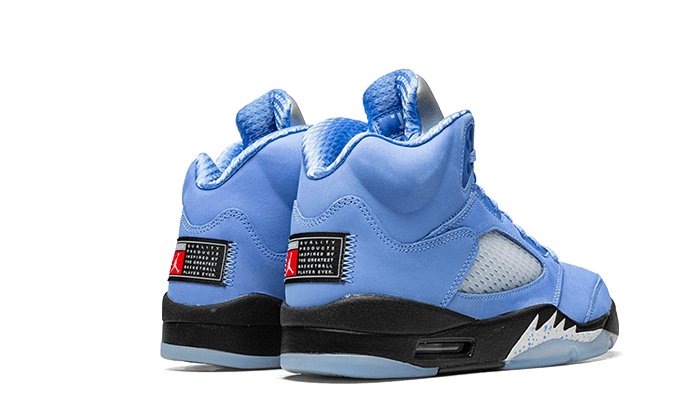 Zapatillas Air Jordan 5 UNC Streetwear