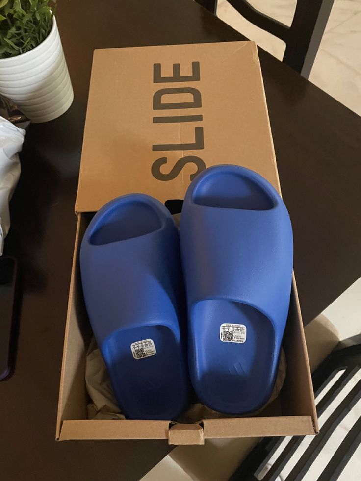 Chanclas Adidas Yeezy Slide Azure Streetwear